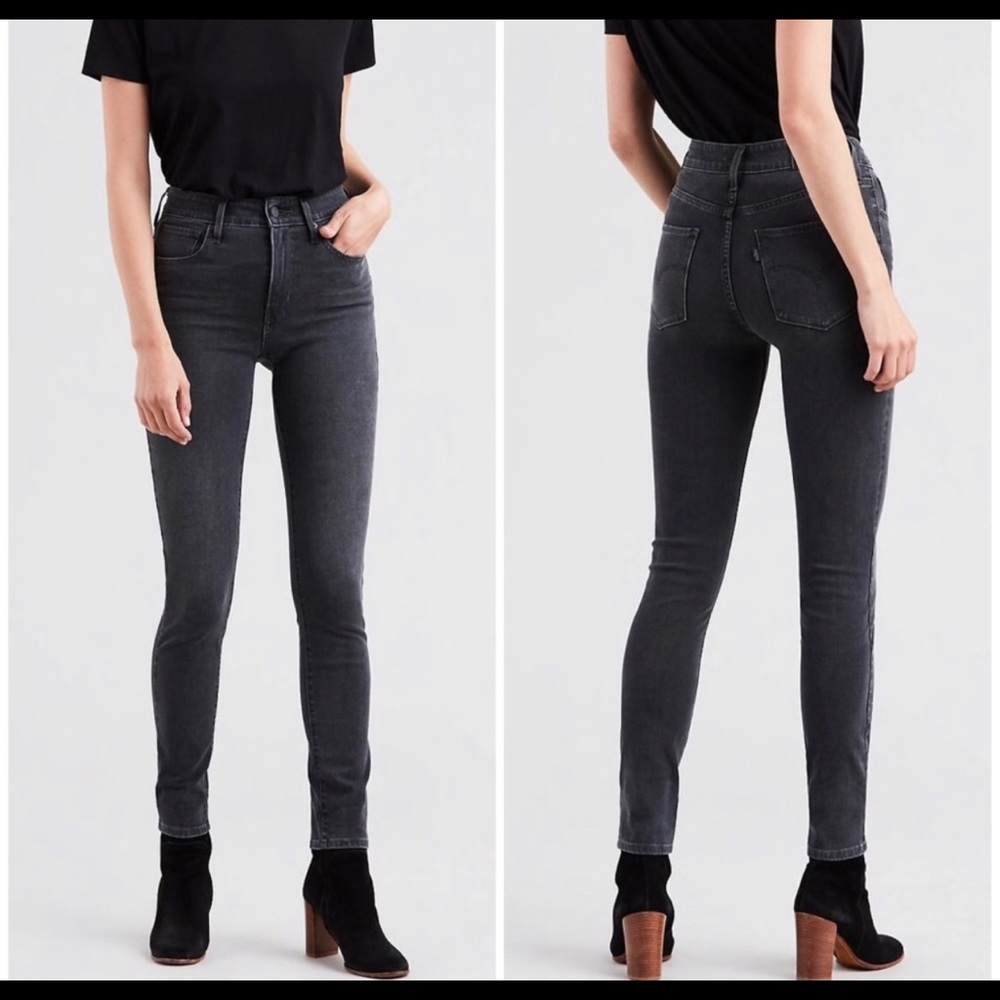 High waisted vintage Levi black jeans